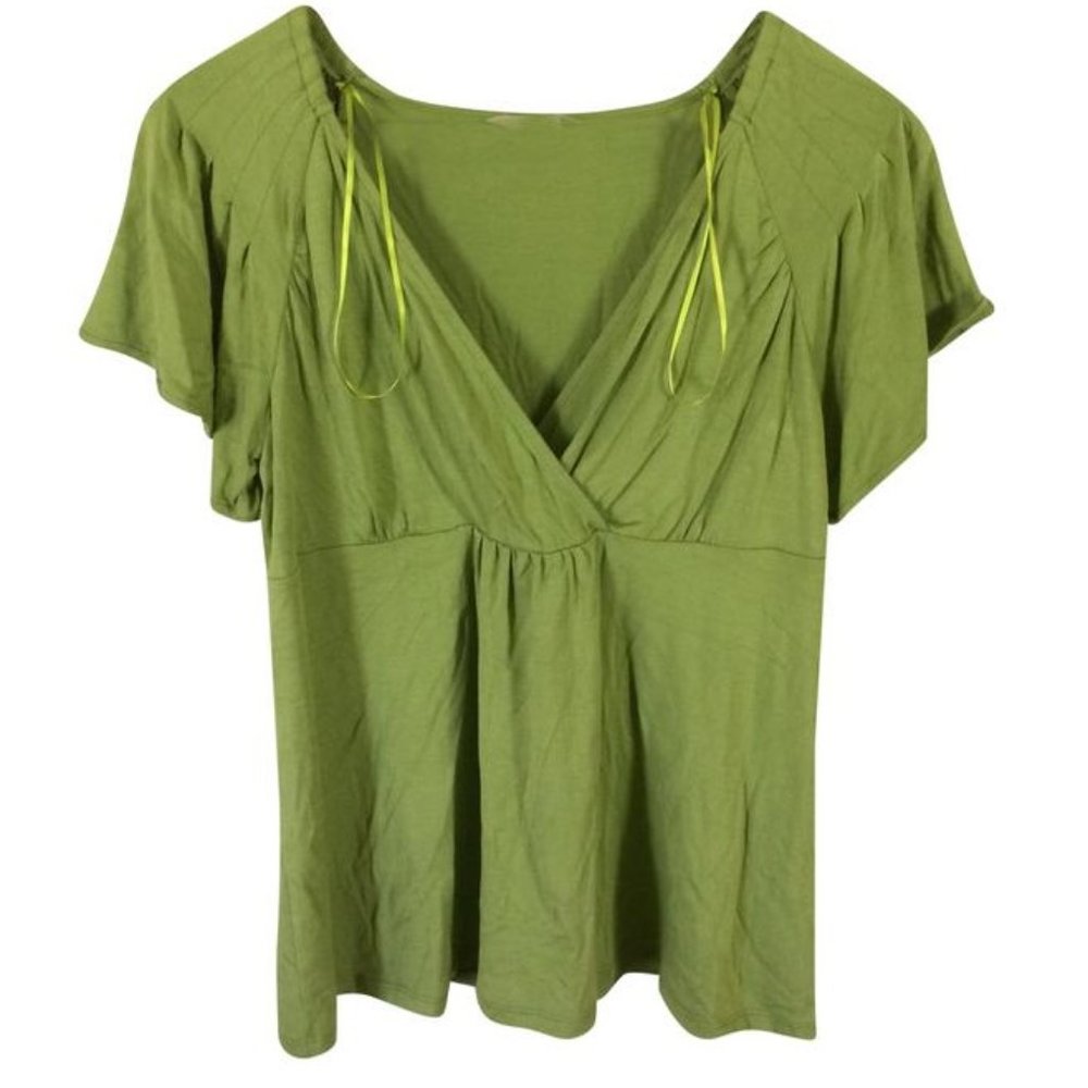 Michael Kors women's Petite quarter sleeve leaf green stretchy deep v-neck top